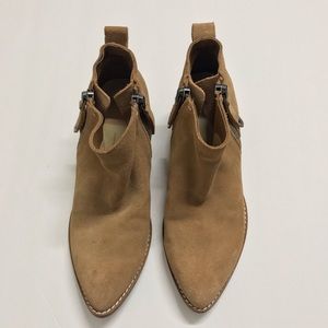 FaLL SALE ✨🍂🍁Dolce Vita Ankle boots